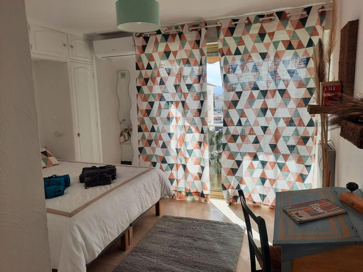 Proche Avec Grand Balcon Apartamento